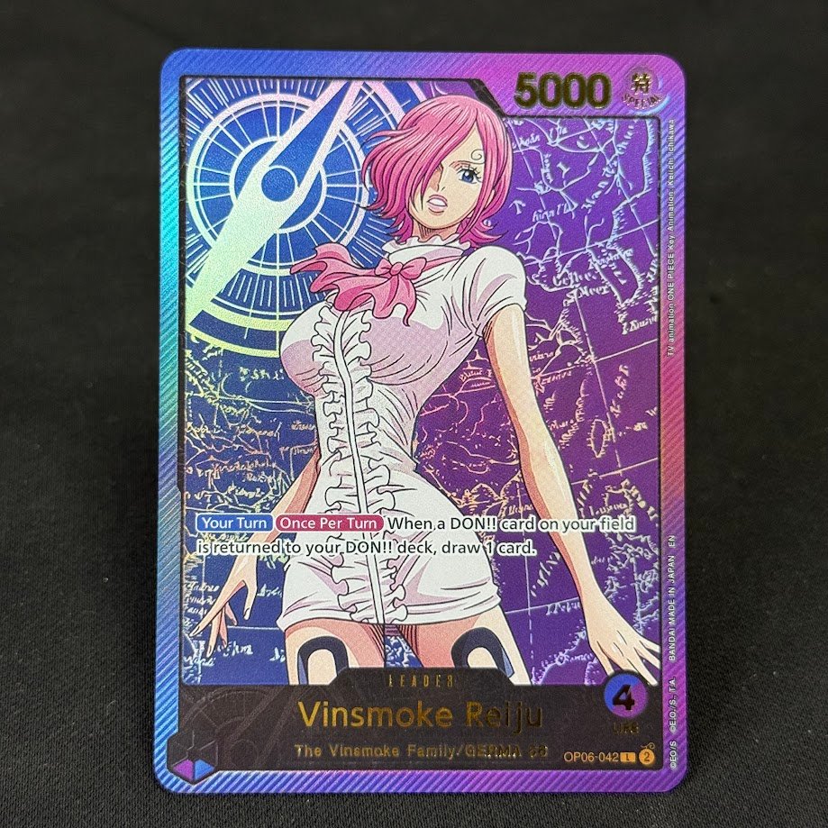 Vinsmoke-Reiju-OP06-042.jpg Vinsmoke Reiju OP06-042 Gold Foil One Piece Proxy Cards - Image 1